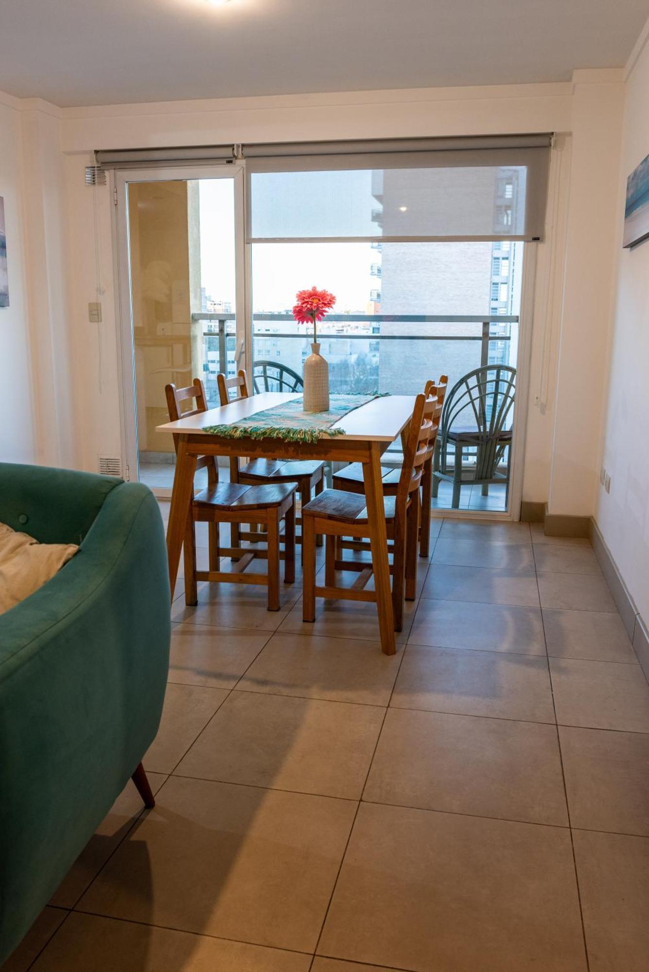 Centrico 2 Dorm Balcon Con Parrilla Opcion Cochera
