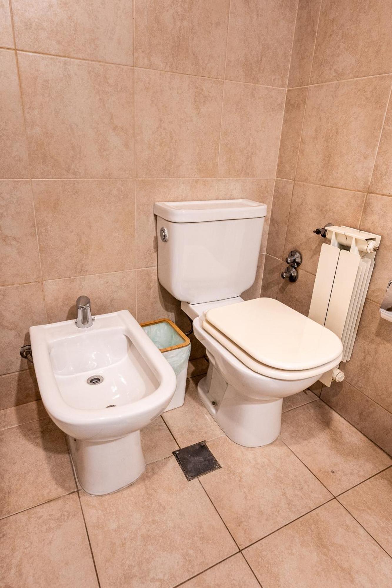 Centrico 2 Dorm Balcon Con Parrilla Opcion Cochera Apartamento *
