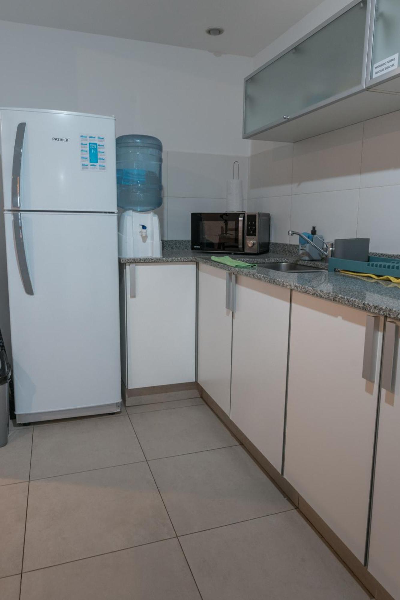 Centrico 2 Dorm Balcon Con Parrilla Opcion Cochera *