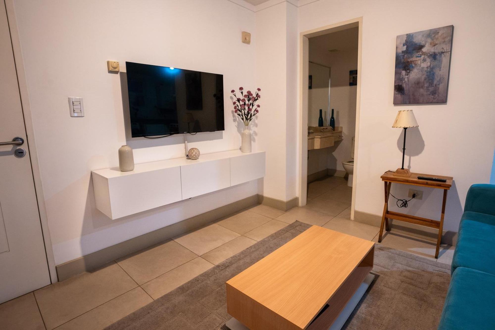 Centrico 2 Amplio Balcon Con Opcion Cochera Apartment Neuquen